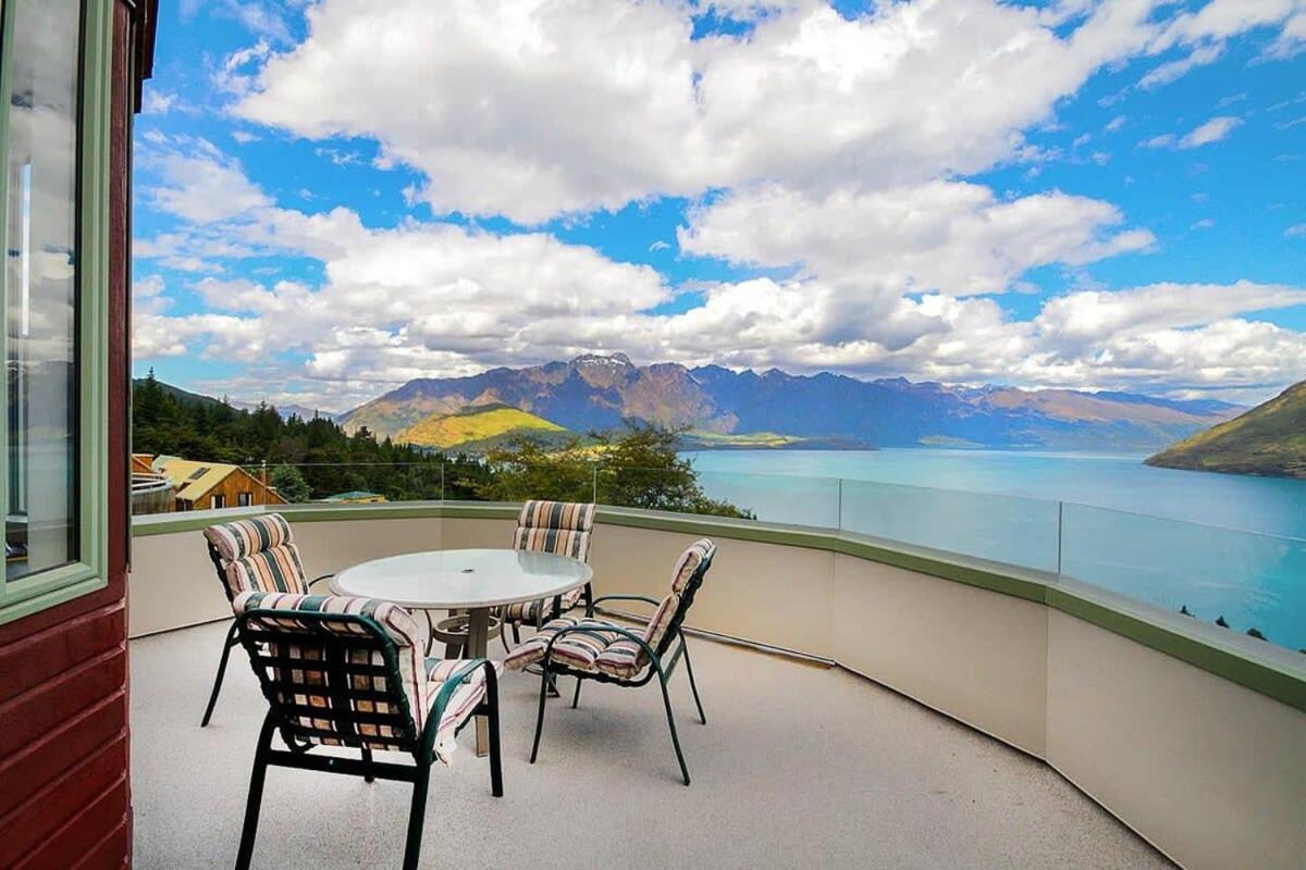 Villa Ruby'S Fernhill Vista Distretto di Distretto di Queenstown Esterno foto